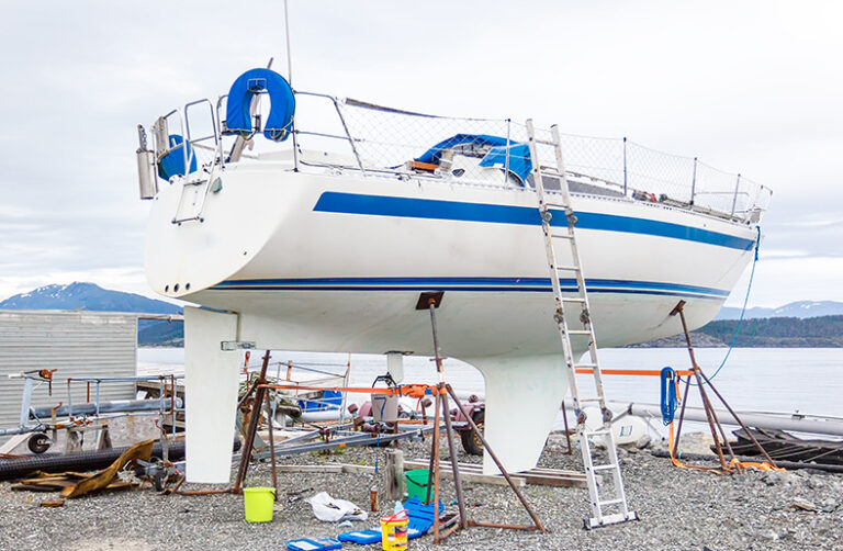 How to Restore a Boat Complete Guide for Beginners
