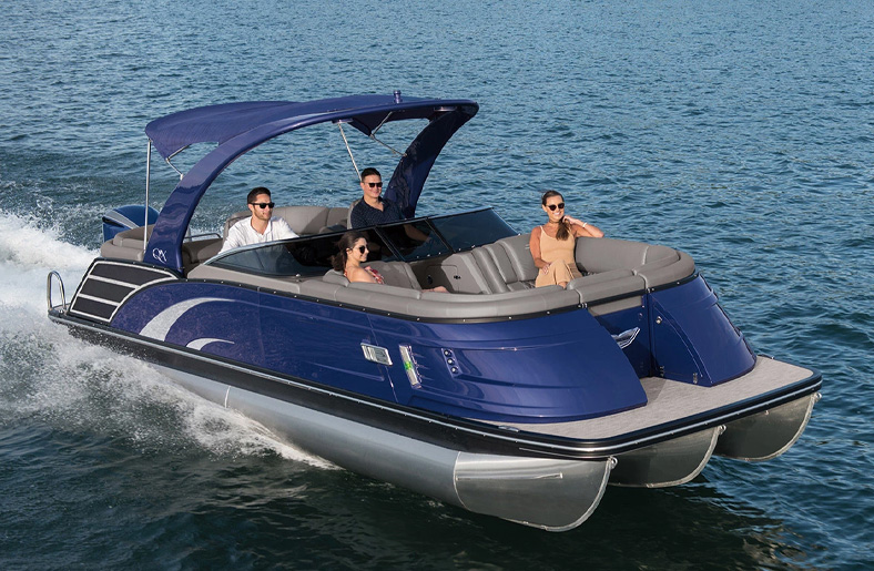 2022 Bennington QX28 Wide-Beam Fastback